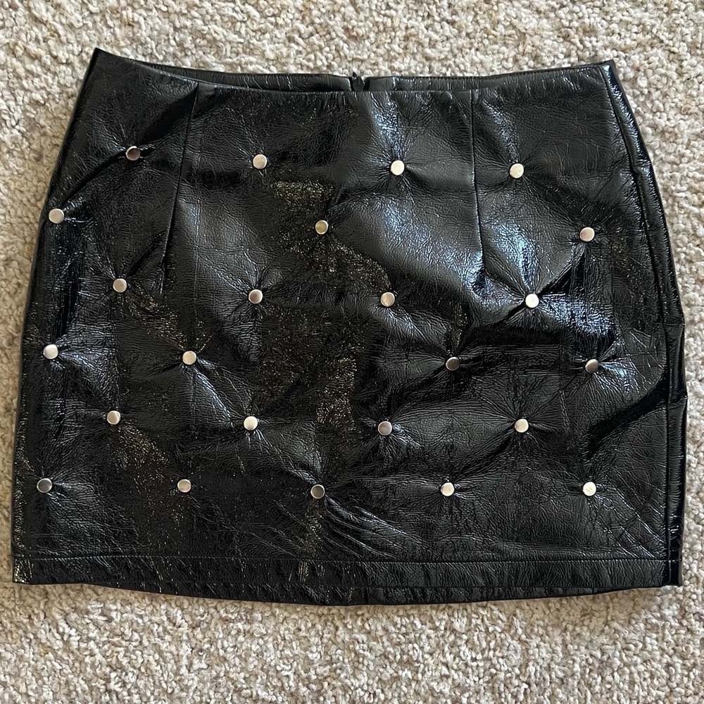 Guizio studded patent mini skirt